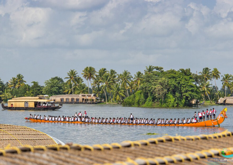 famous-boat-races-in-kerala-alleppey-houseboat-club-1