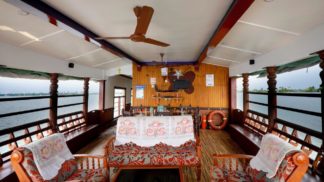 3 Bedroom Deluxe Houseboat