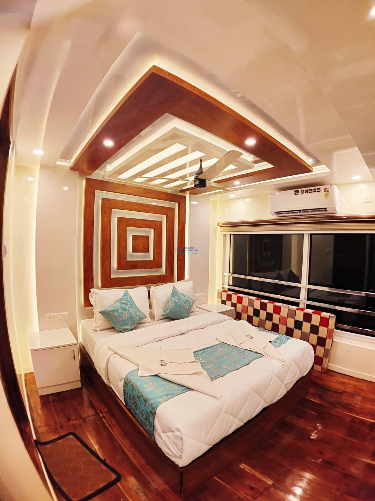 10 Bedroom Luxury Houseboat in Alleppey Alleppey Houseboat Club